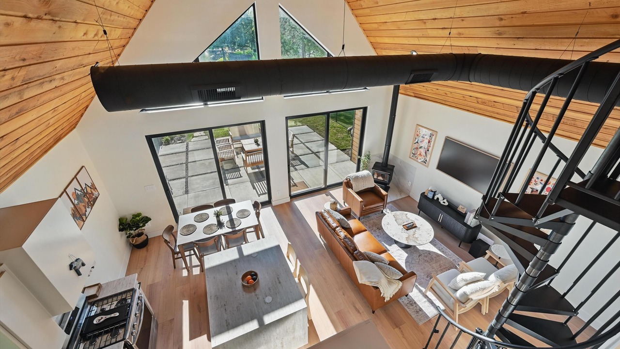 Photo of Livingroom in Tool