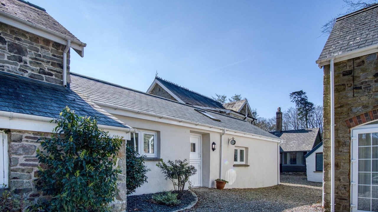 Photo of Others in Ludchurch