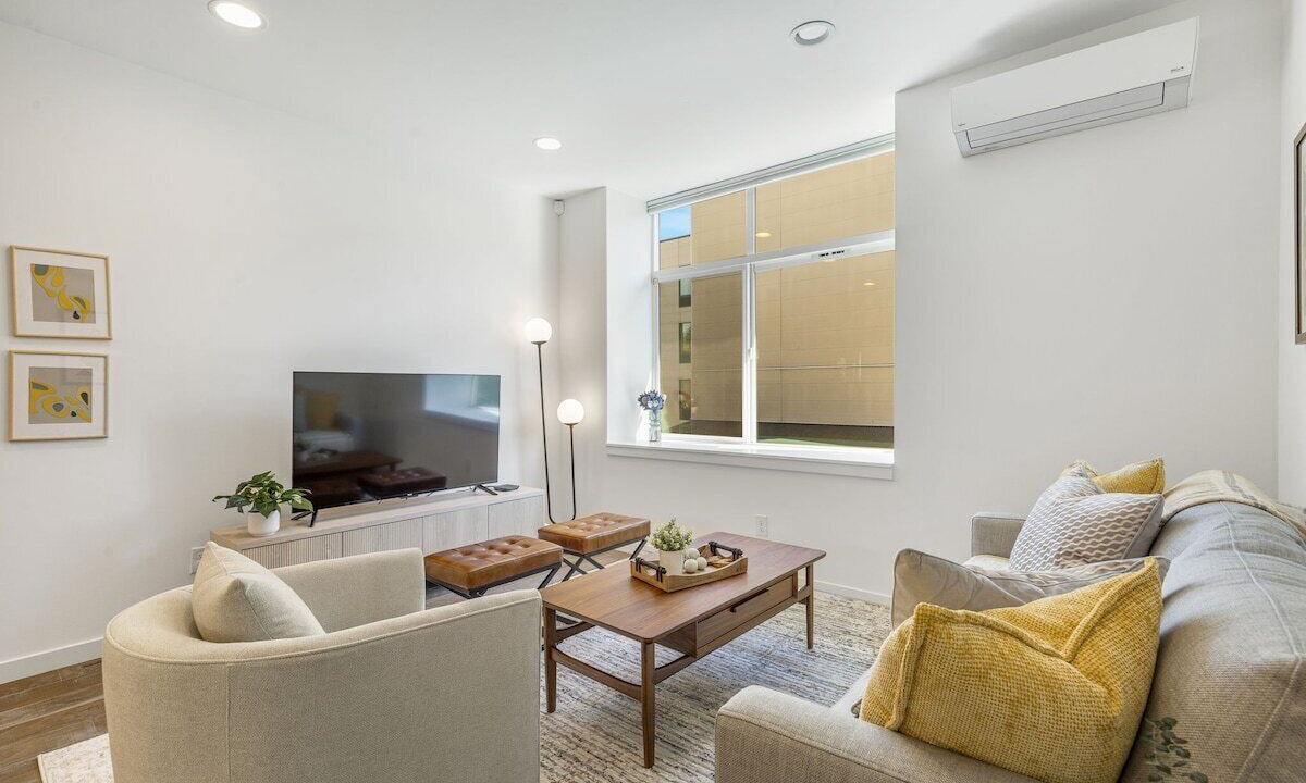 Photo of Livingroom in Lower Queen Anne