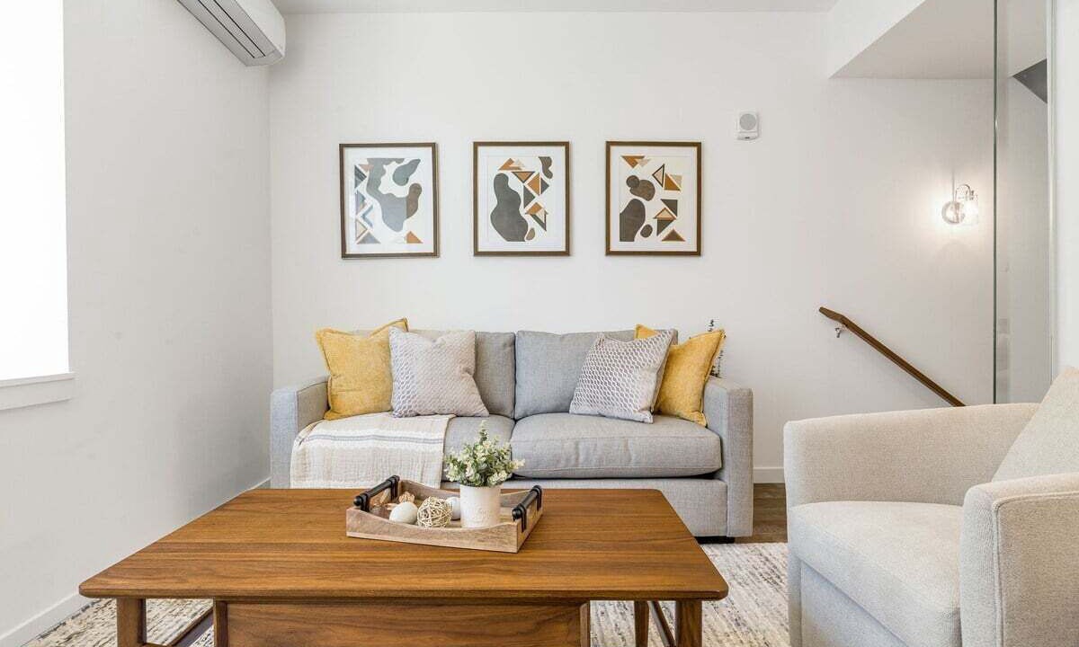 Photo of Livingroom in Lower Queen Anne