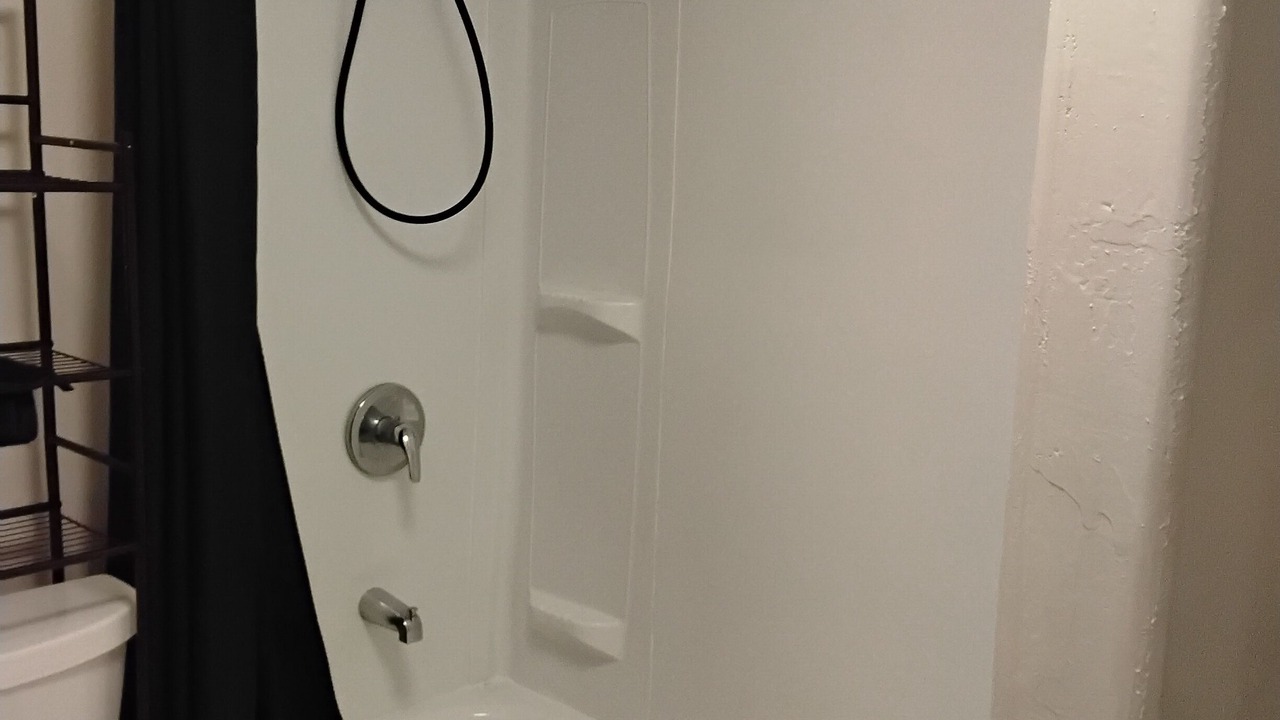 Photo of Bathroom in Lake Point