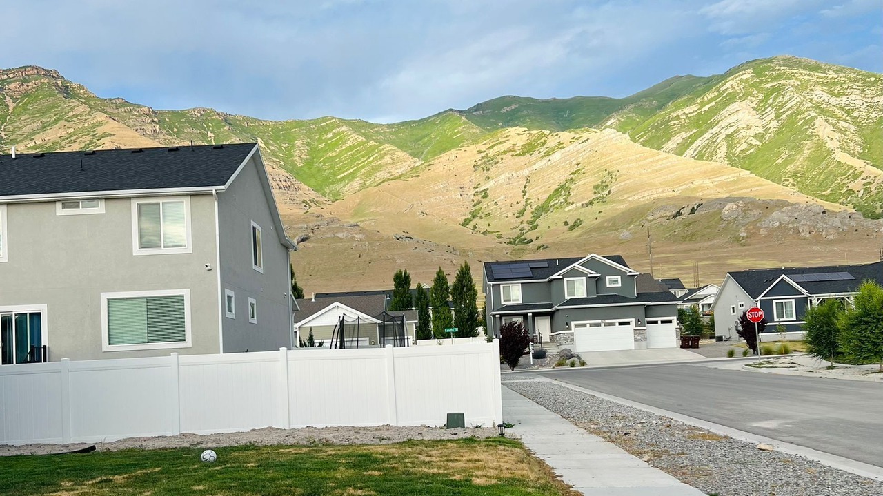 Photo of Outdoor in Lake Point