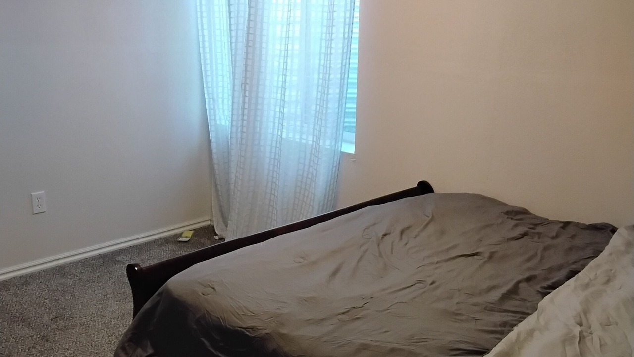 Photo of Bedroom in Lake Point