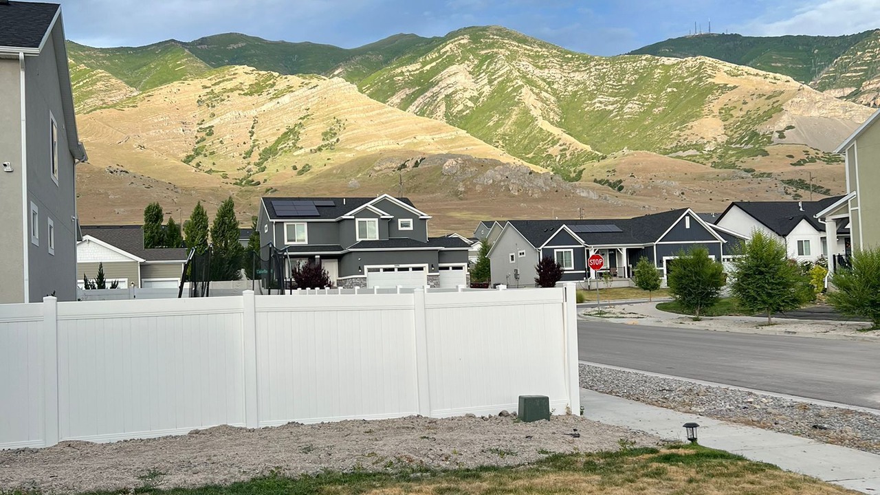 Photo of Outdoor in Lake Point