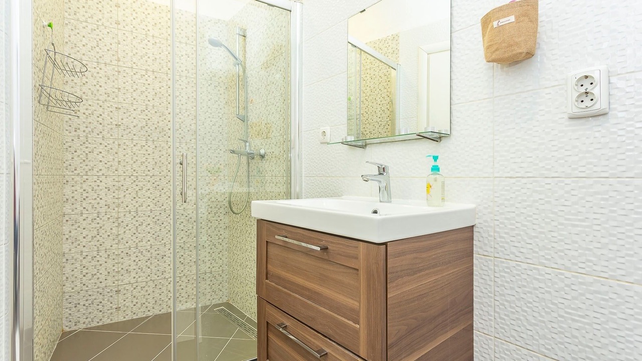 Photo of Bathroom in Grad