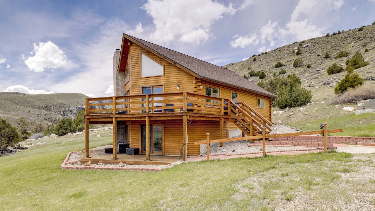 Photo of Others in Lander