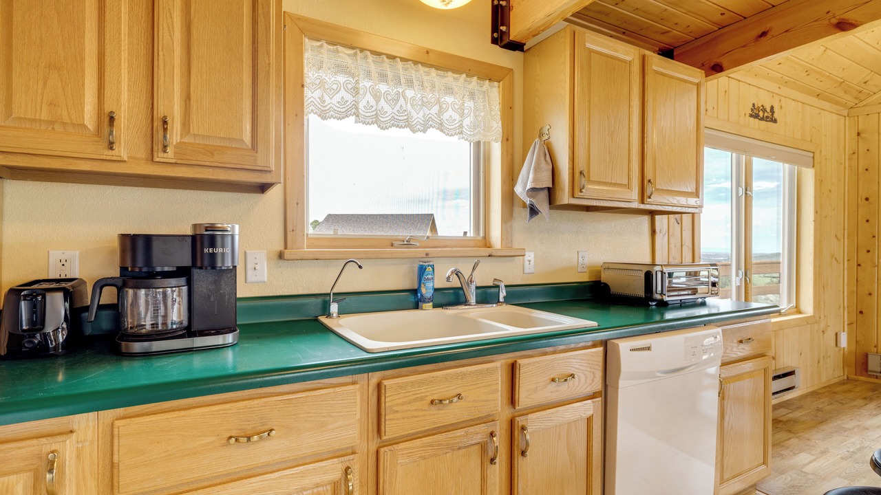 Photo of Kitchen in Lander