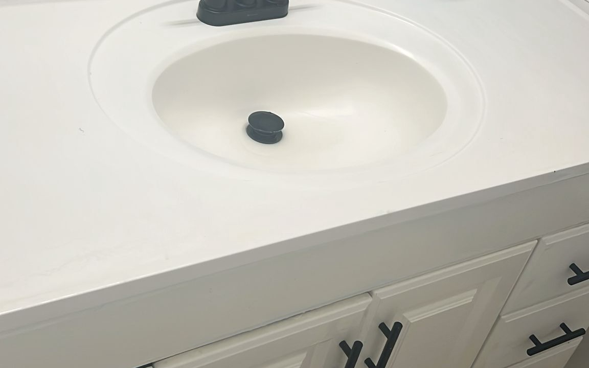 Photo of Bathroom in Woodlake - Briar Meadow