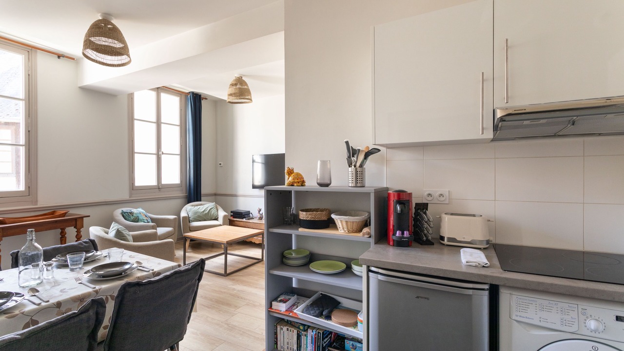 Photo of Kitchen in Centre