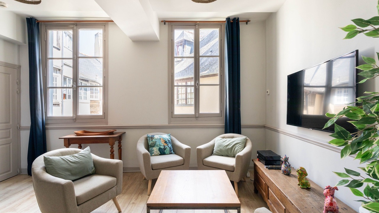 Photo of Livingroom in Centre