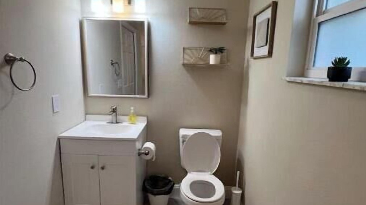 Photo of Bathroom in Lake Panasoffkee