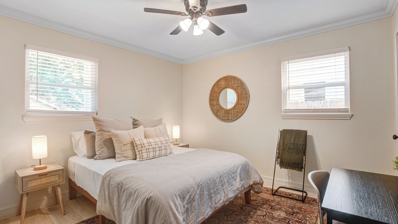 Photo of Bedroom in Shady Acres