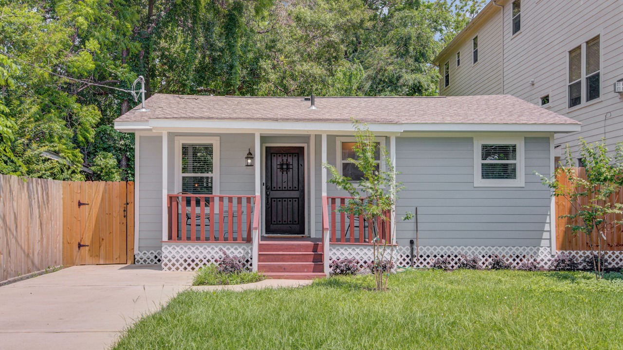 Photo of Outdoor in Shady Acres