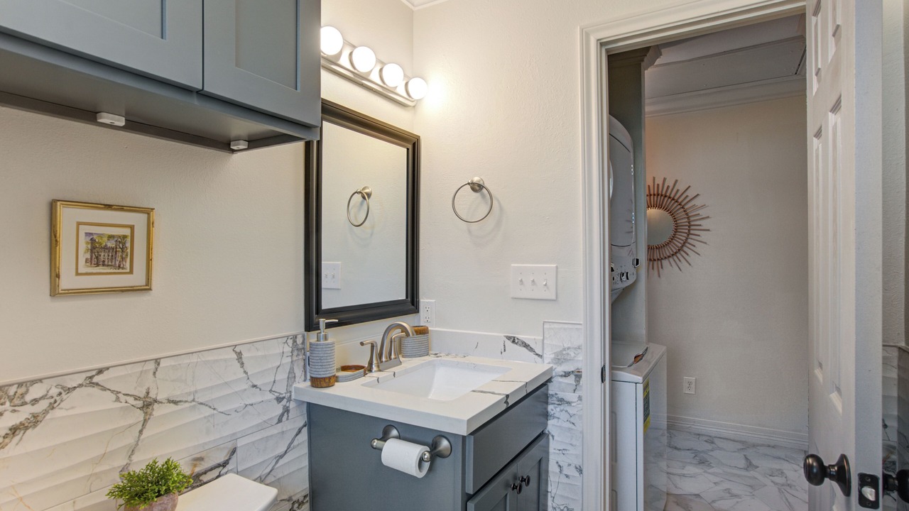 Photo of Bathroom in Shady Acres