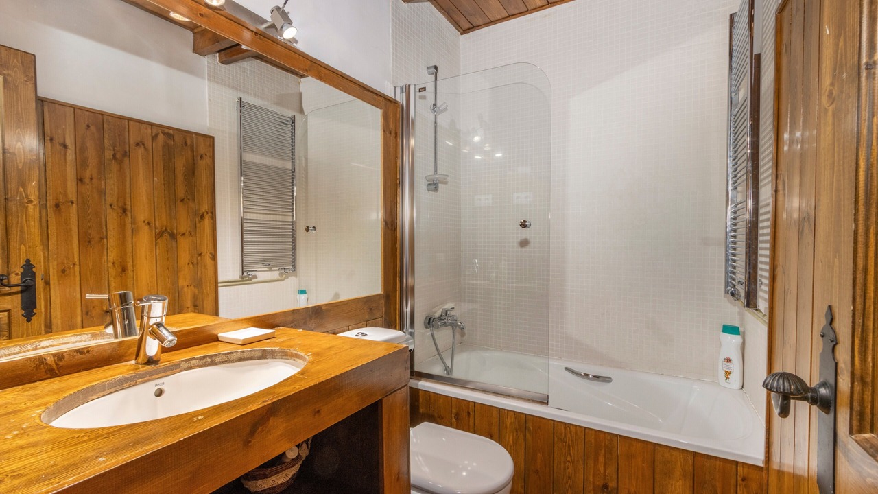 Photo of Bathroom in Arties