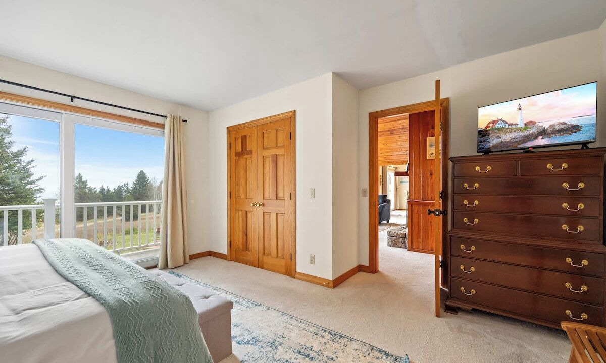 Photo of Bedroom in Marlboro
