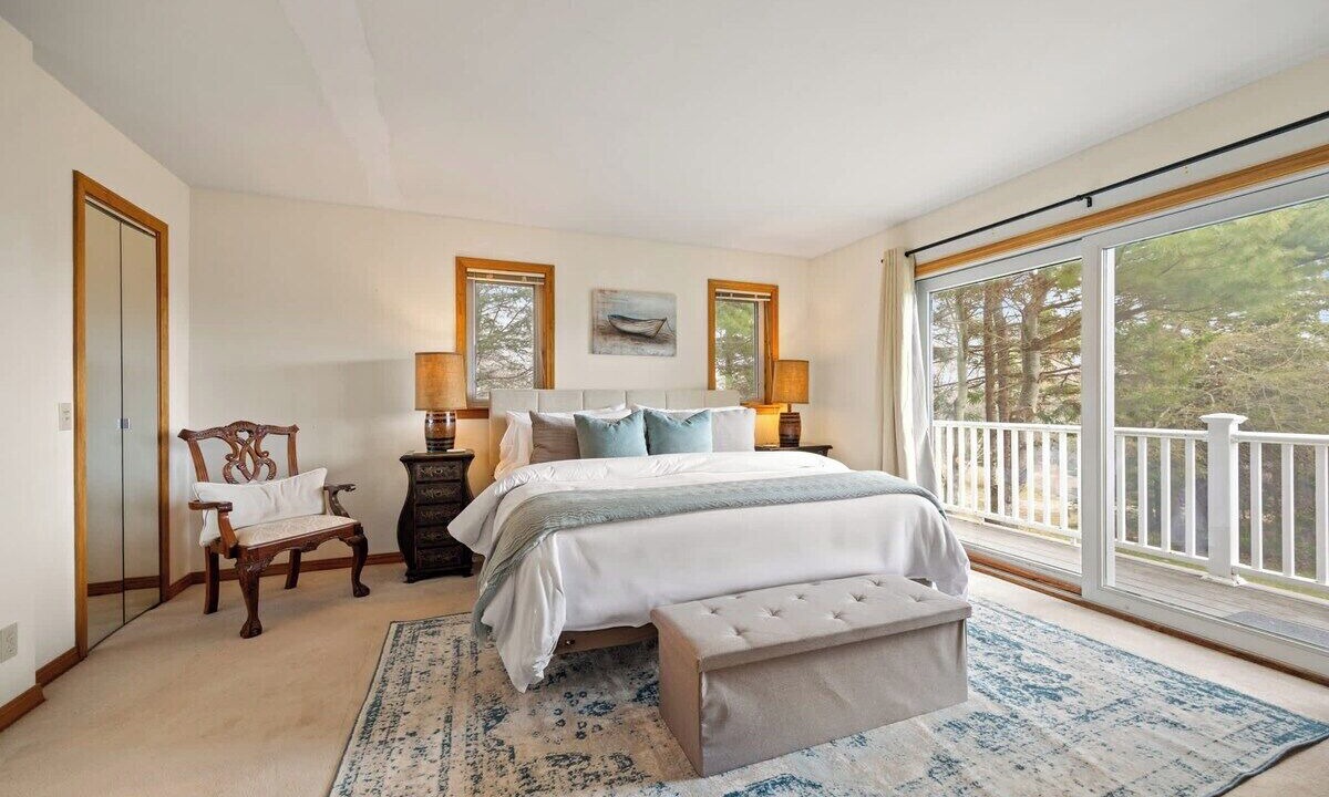 Photo of Bedroom in Marlboro