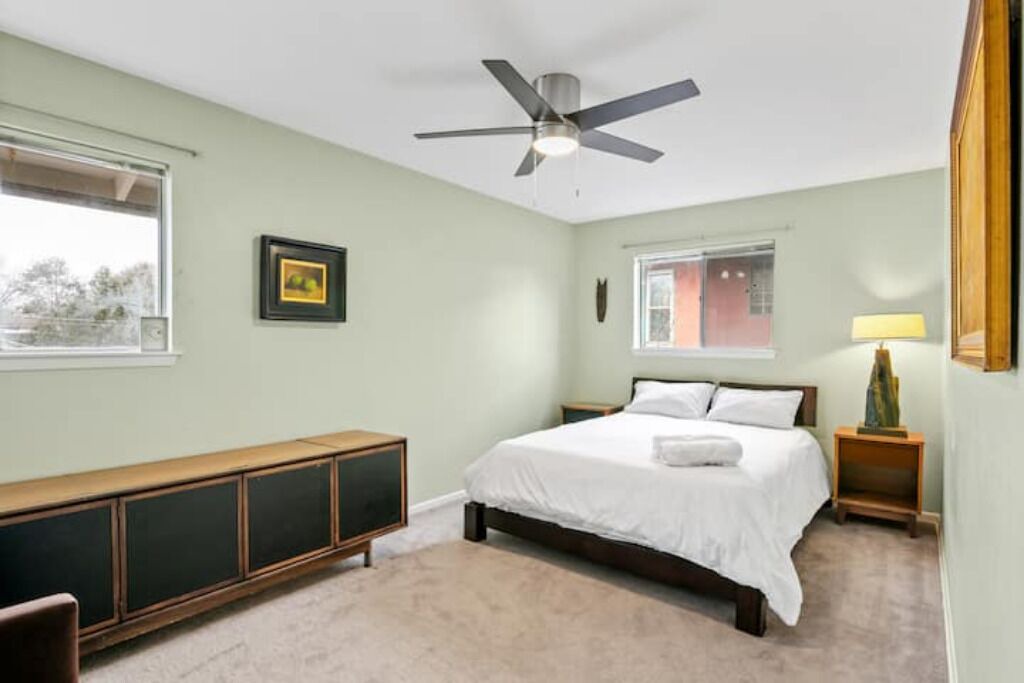Photo of Bedroom in Blackshear-Prospect Hill