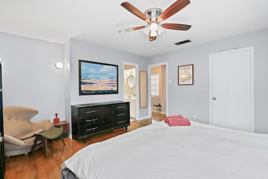 Photo of Bedroom in Blackshear-Prospect Hill