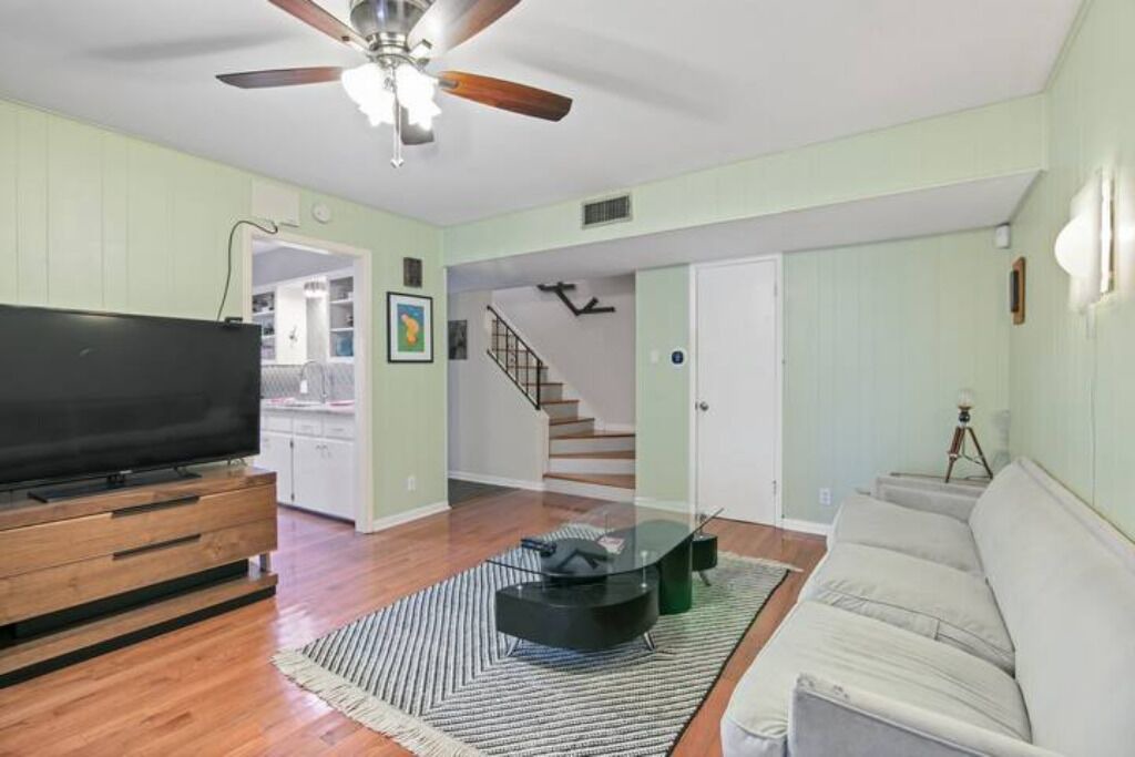 Photo of Livingroom in Central East Austin