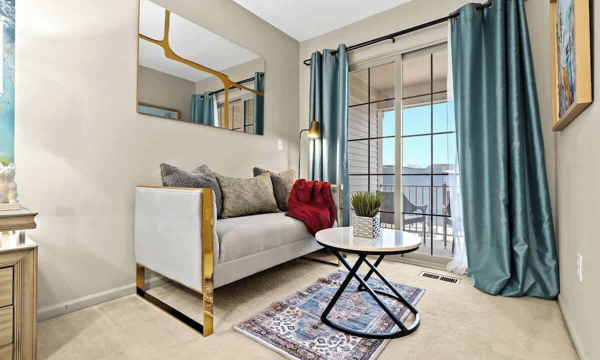 Photo of Livingroom in Auburn Hills