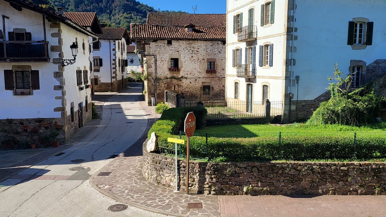 Photo of Others in Ituren
