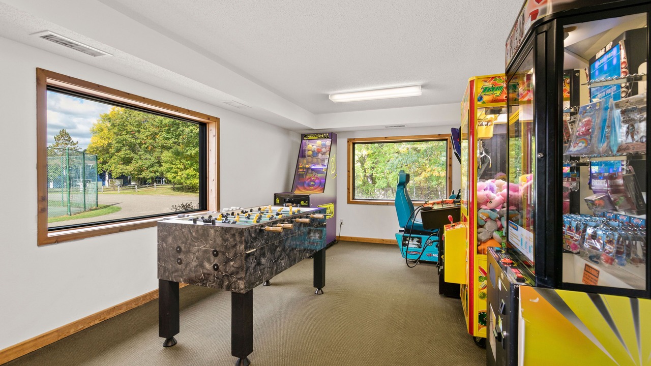 Photo of Bedroom in Lake Shore