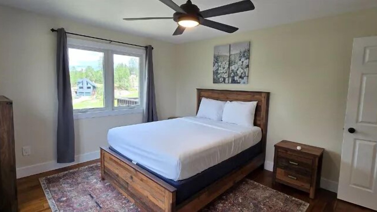 Photo of Bedroom in Custer