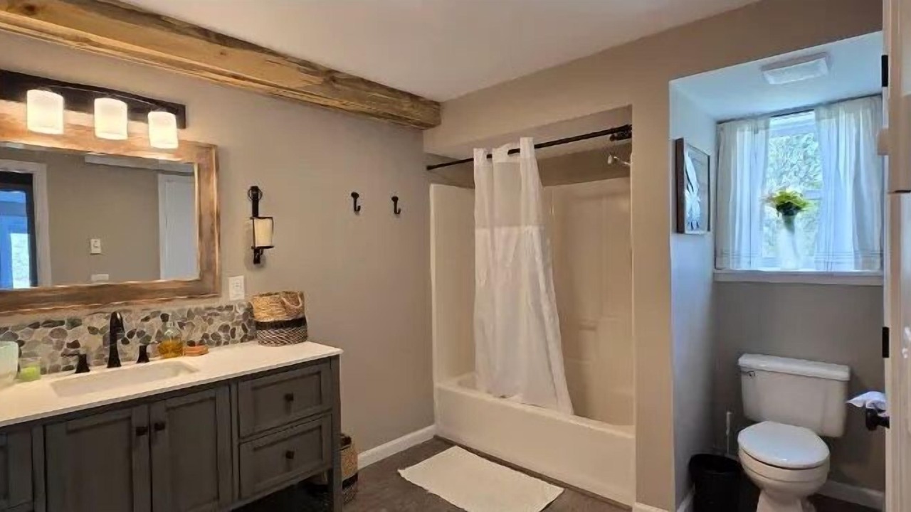 Photo of Bathroom in Custer