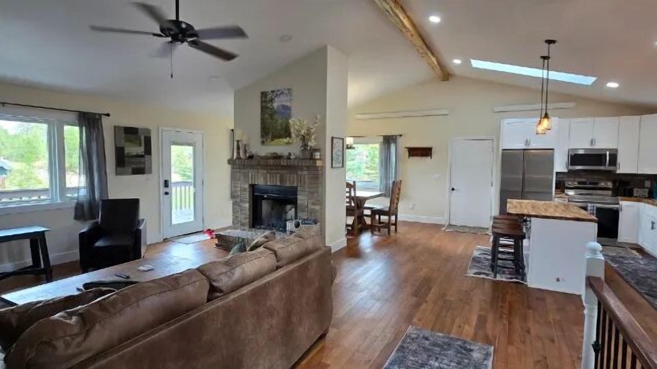 Photo of Others in Custer