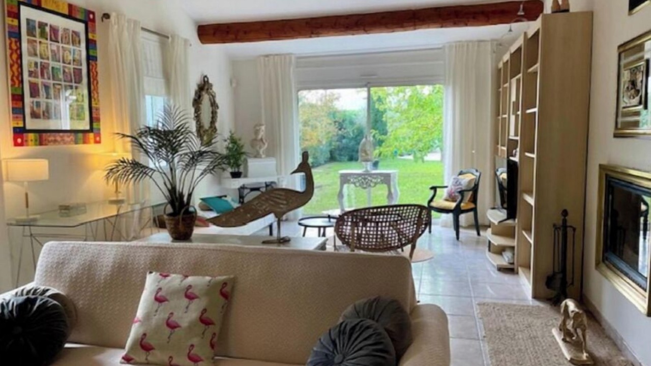 Photo of Livingroom in Saint-Etienne-du-Gres