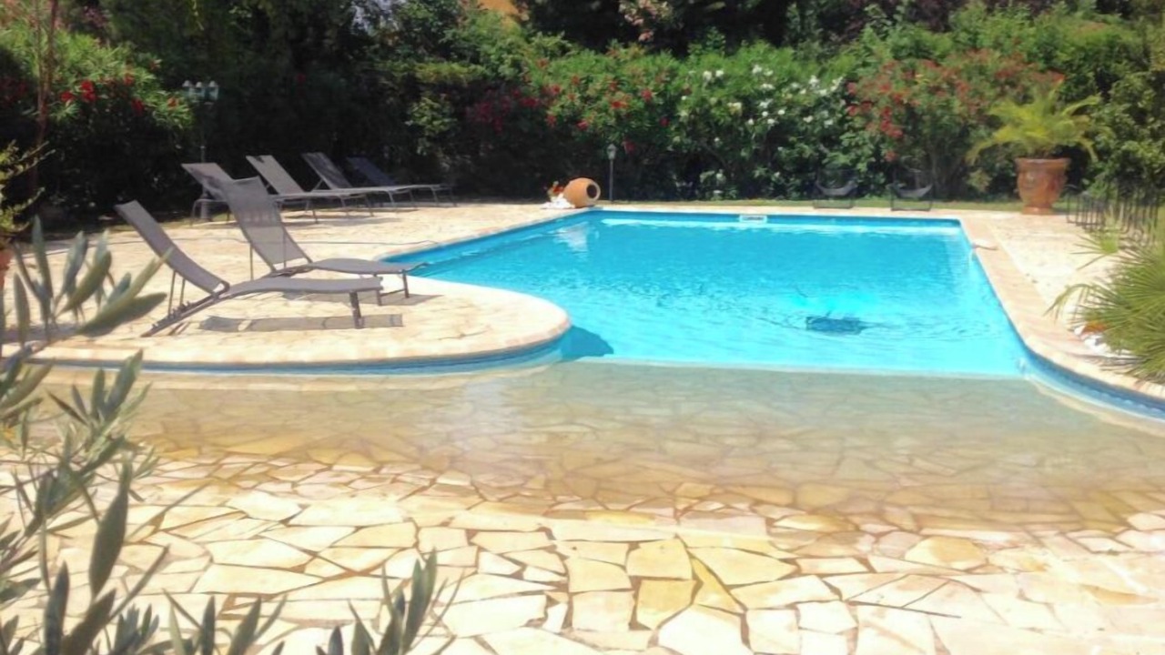 Photo of Outdoor in Saint-Etienne-du-Gres