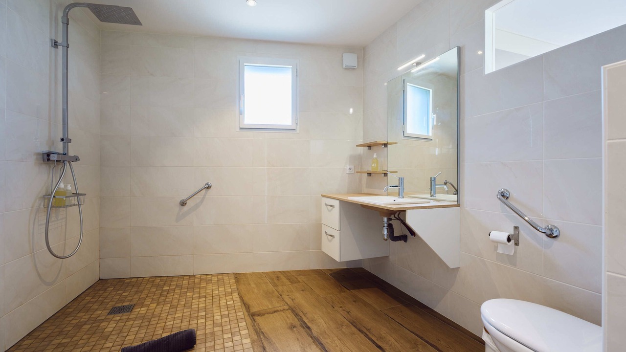 Photo of Bathroom in Saint-Vincent-sur-Jard