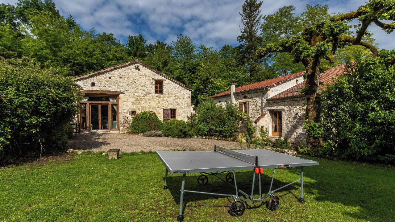 Photo of Patio Balcony in Pont-du-Casse