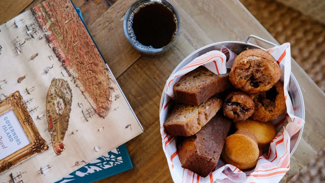 Photo of Others in Manhattan