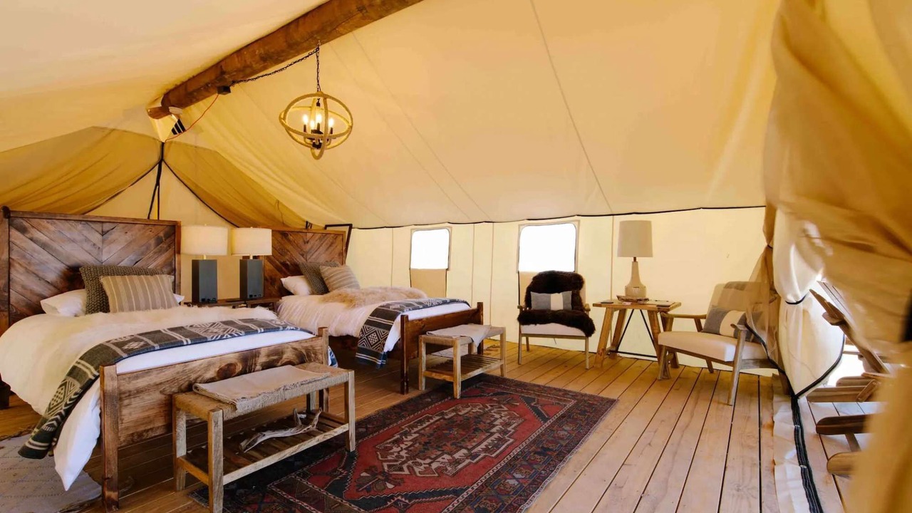 Photo of Others in Manhattan