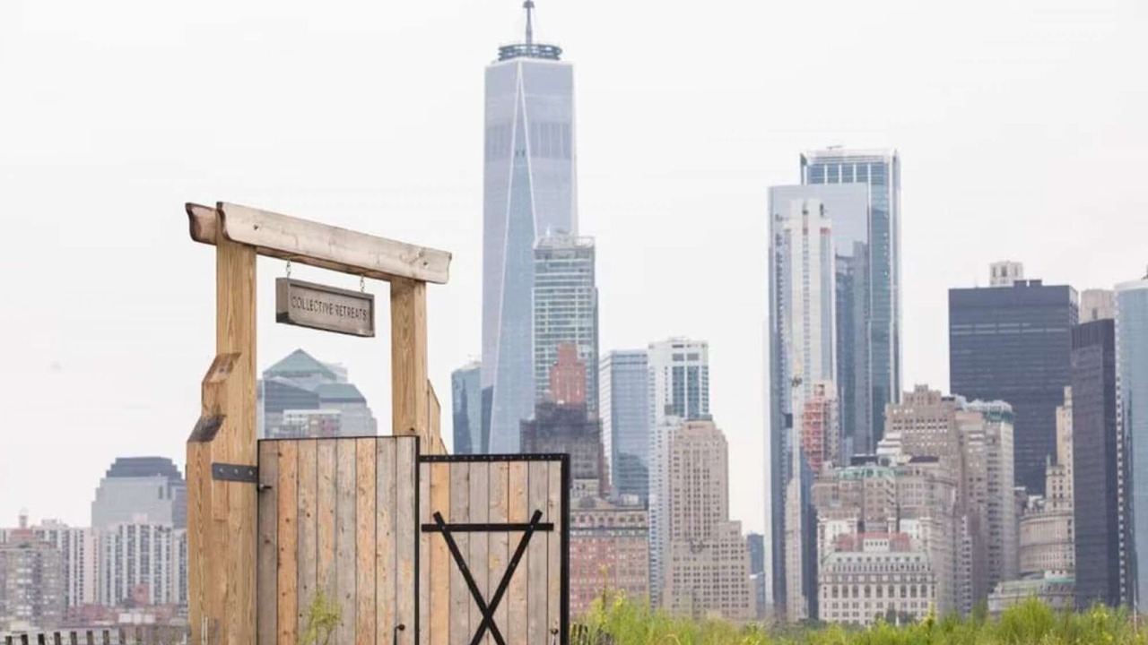 Photo of Others in Manhattan