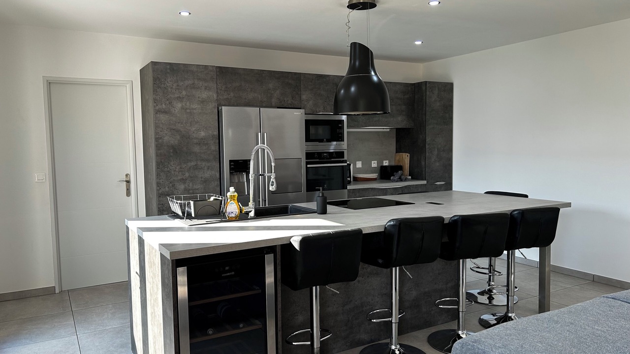 Photo of Kitchen in Servian