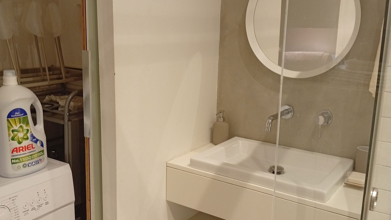 Photo of Bathroom in Gambetta