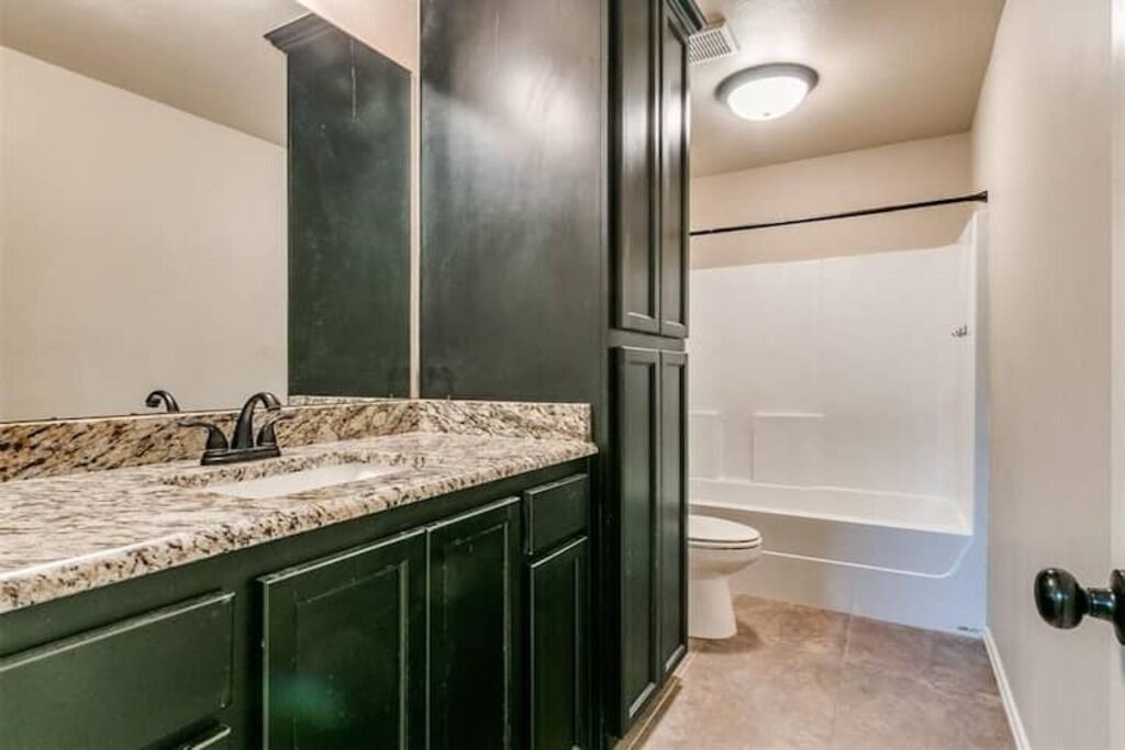 Photo of Bathroom in South Oklahoma City