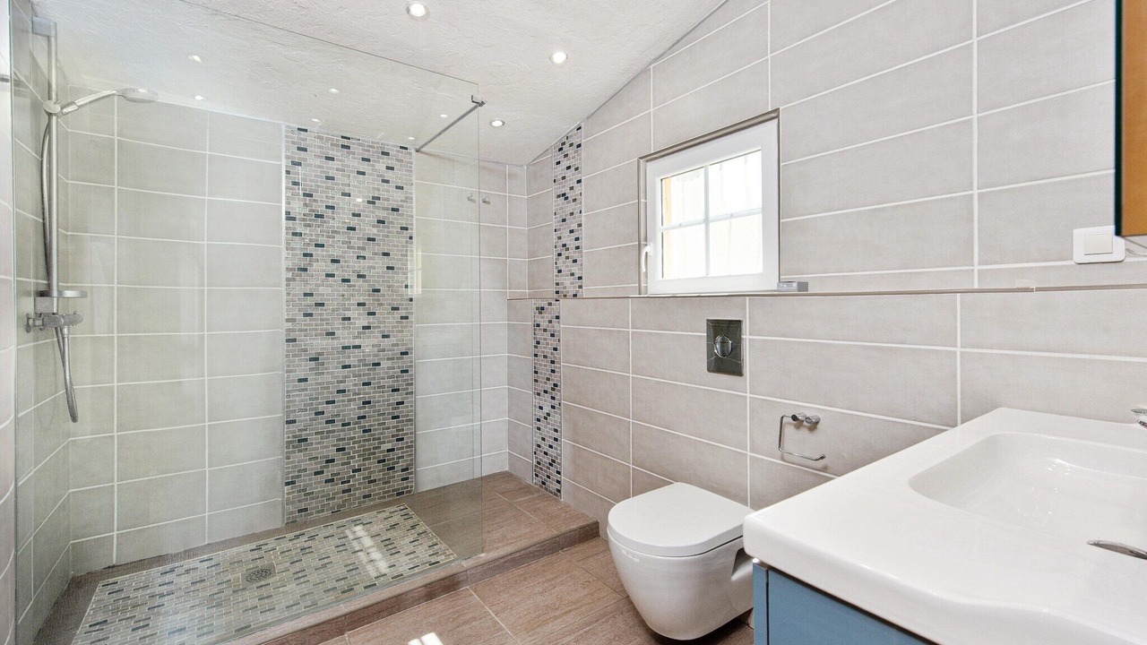 Photo of Bathroom in Flayosc