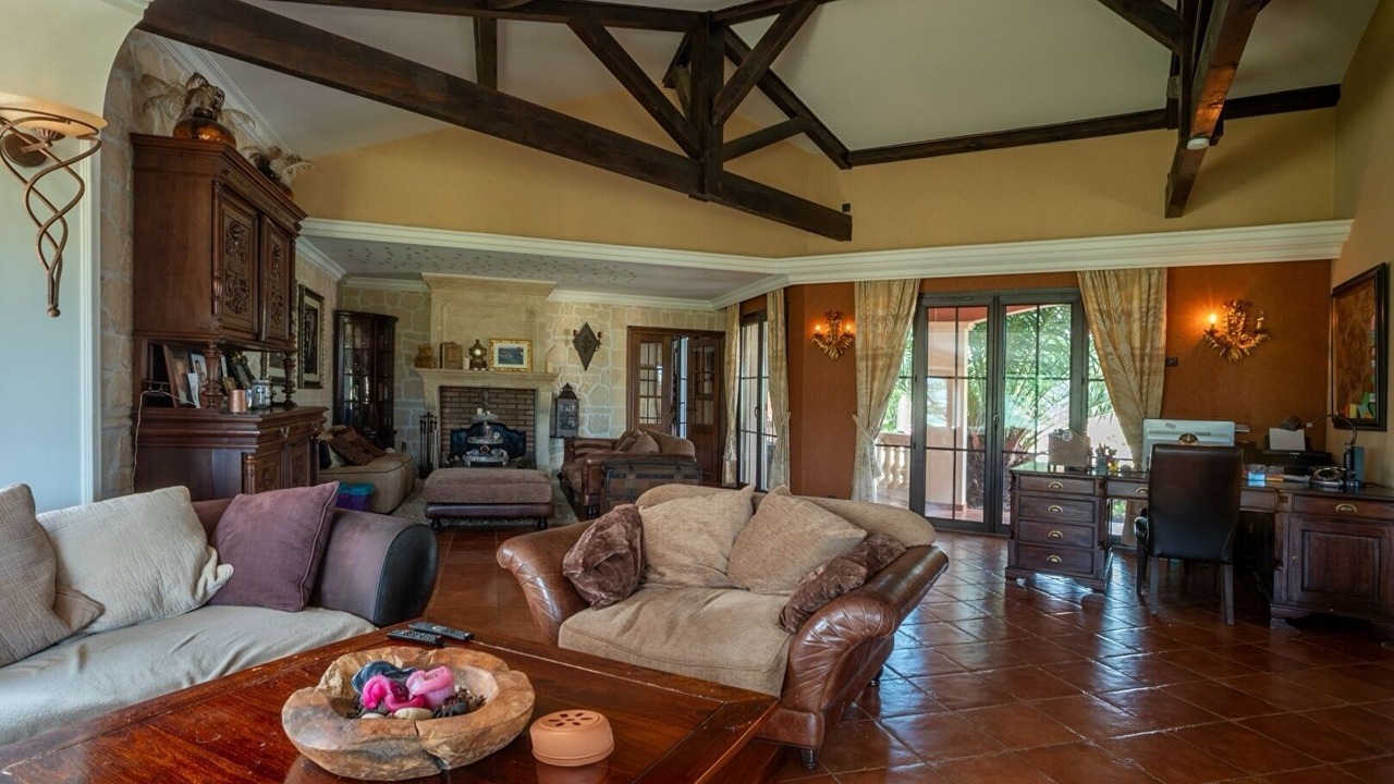Photo of Livingroom in Saint-Jean-le-Centenier