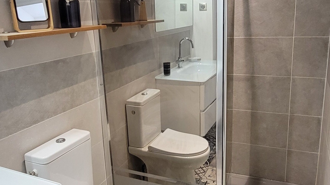 Photo of Bathroom in Peyriac-de-Mer