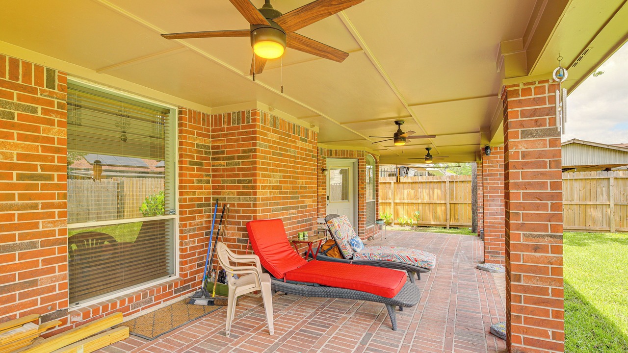 Photo of Outdoor in Cloverleaf