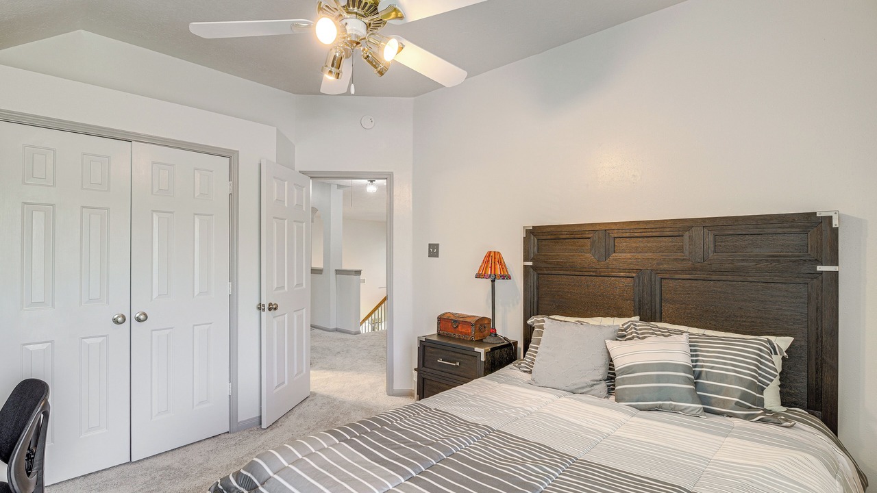 Photo of Bedroom in Cloverleaf