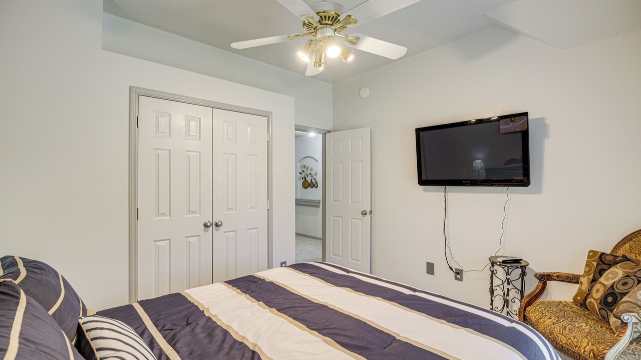 Photo of Bedroom in Cloverleaf