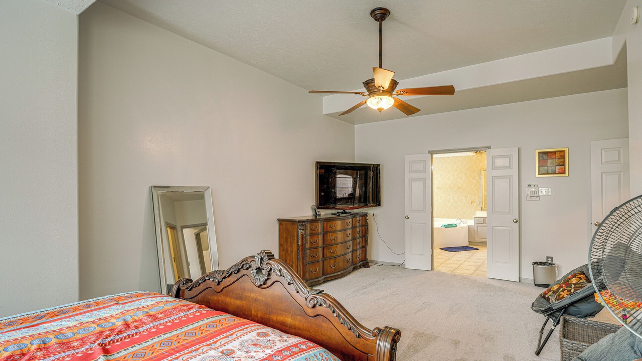 Photo of Bedroom in Cloverleaf