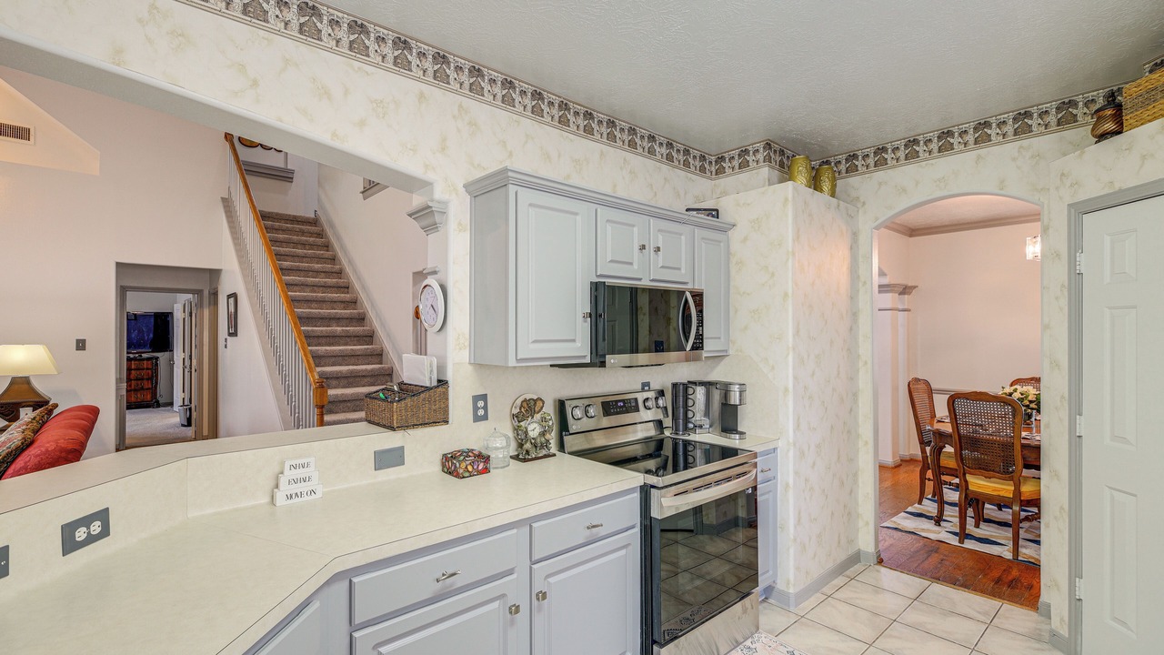 Photo of Kitchen in Cloverleaf