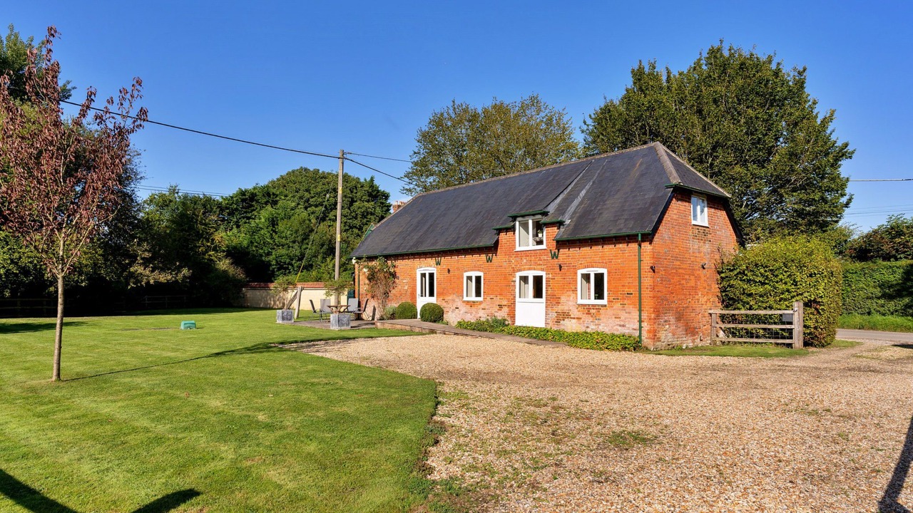 Photo of Others in Freefolk