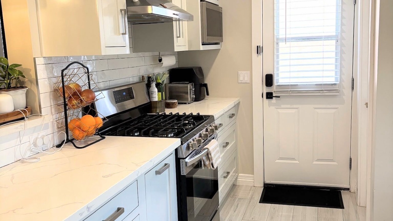 Photo of Kitchen in East Hollywood